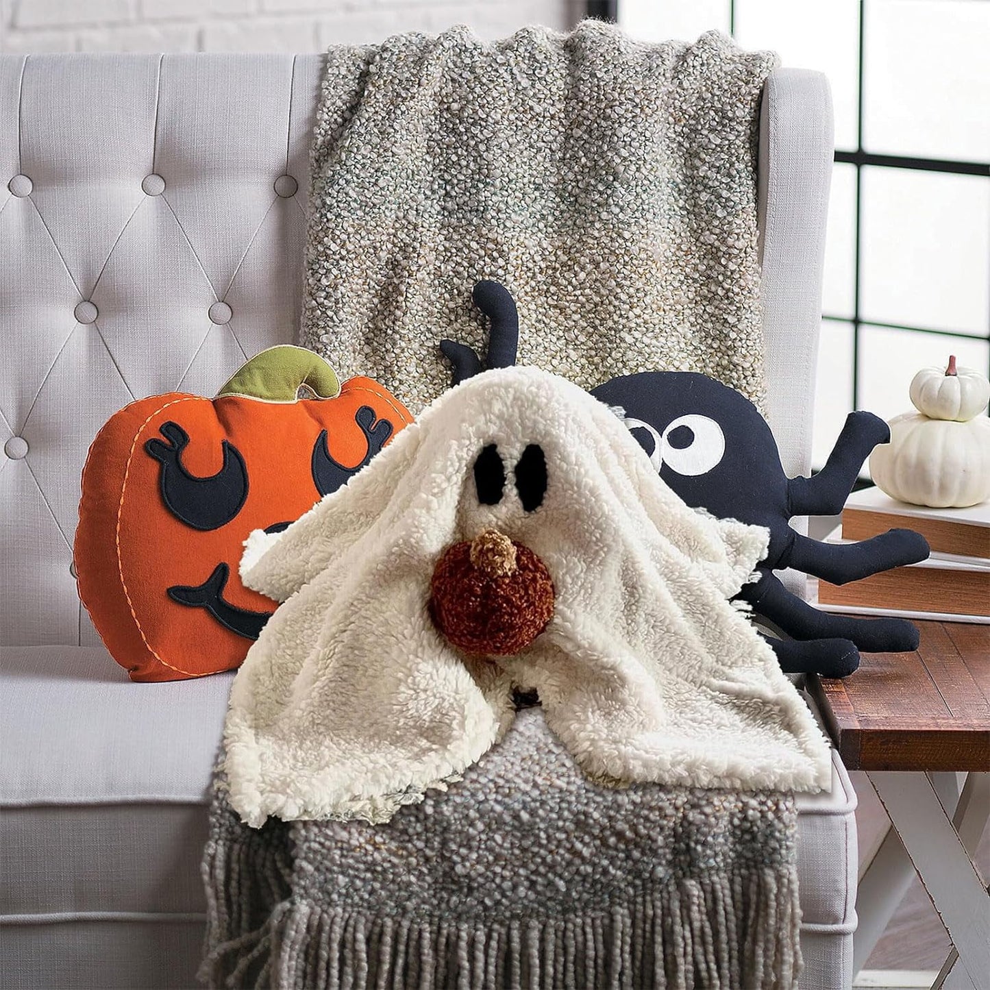 Gus The Ghost - With Pumpkin Pillow